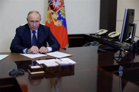 Putin vai à Mongólia e arrisca ser detido devido a mandado de .